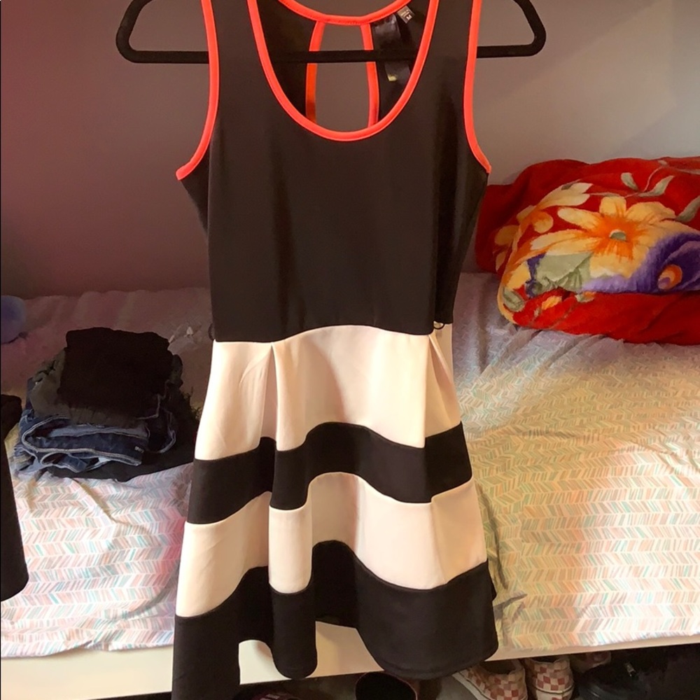 CUTE DRESS {For ANY Occasion} Free Sweater!!!!!!!!